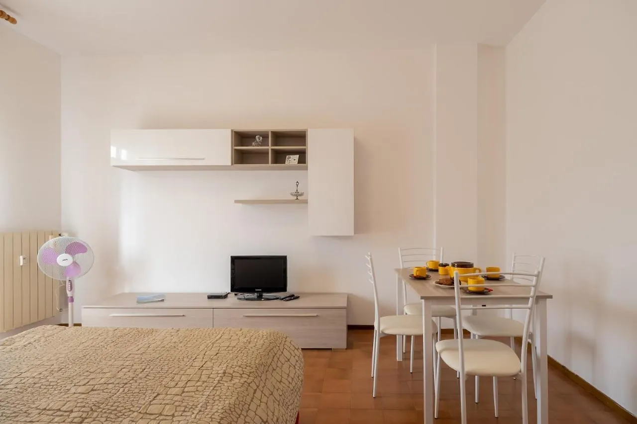 Casa Myriam Apartment Sarnico 0*,